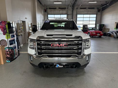 Used 2022 GMC Sierra 2500 SLE w/ SLE Value Package; AWD/4WD image 3
