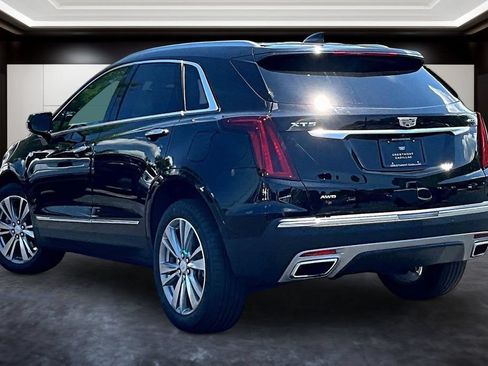Certified 2023 Cadillac XT5 Premium Luxury w/ Technology Package AWD/4WD image 4