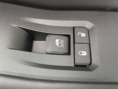 New 2024 Jeep Grand Cherokee L Laredo image 42