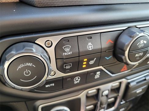 Used 2020 Jeep Gladiator Sport w/ Quick Order Package 24S image 25