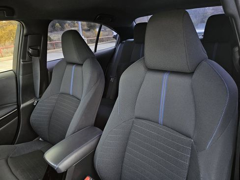 Used 2021 Toyota Corolla SE image 12