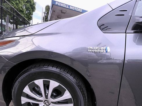 Used 2020 Toyota Prius Prime Limited FWD image 2