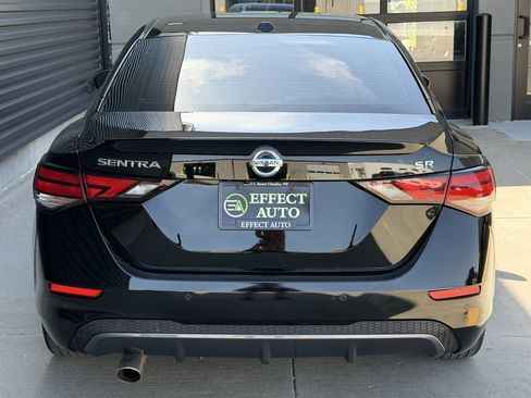 Used 2022 Nissan Sentra SR w/ SR Premium Package FWD image 11