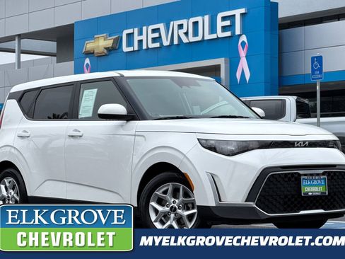 Used 2023 Kia Soul LX w/ LX Technology Package image 1