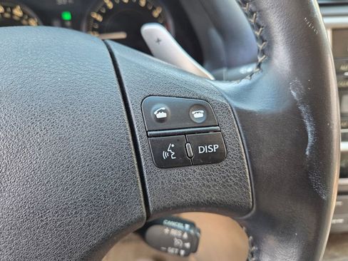Used 2010 Lexus IS 250C RWD image 20