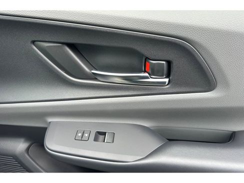 New 2026 Toyota Prius XLE image 18