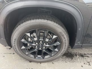 Used 2024 Chevrolet Traverse LT w/ Midnight/Sport Edition video 2