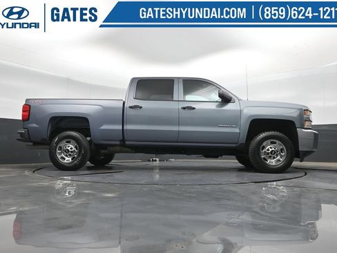 Used 2016 Chevrolet Silverado 2500 W/T AWD/4WD image 33