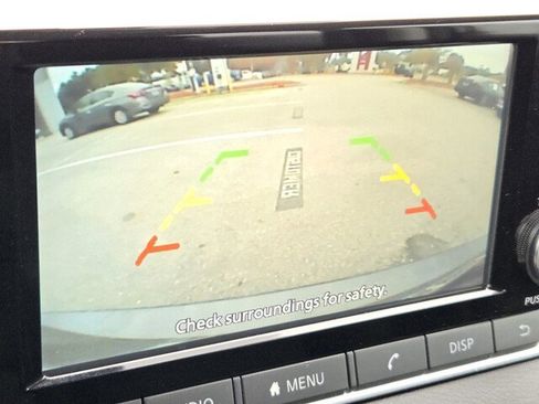 Used 2024 Nissan Sentra S image 16