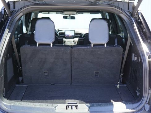 Used 2020 Ford Explorer Limited w/ Class III Trailer Tow Package AWD/4WD image 9