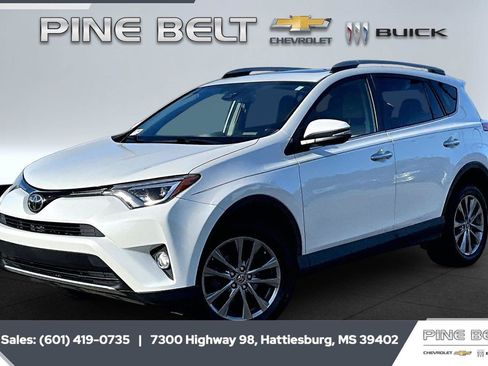 Used 2018 Toyota RAV4 Limited FWD image 10
