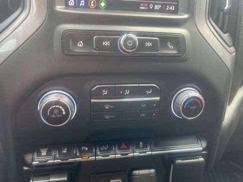 Used 2025 Chevrolet Silverado 3500 W/T image 15