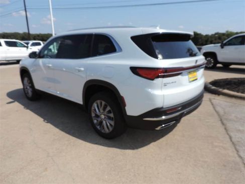 New 2026 Buick Enclave Preferred w/ Power Package image 7