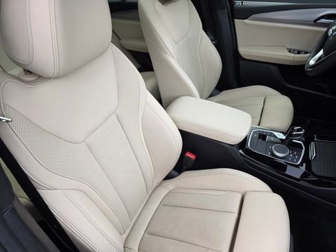 Certified 2024 BMW X3 sDrive30i w/ Premium Package RWD image 28