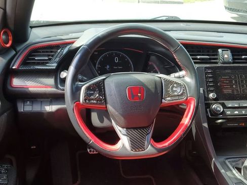 Used 2019 Honda Civic Type R image 11