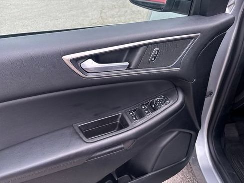 Used 2023 Ford Edge SEL w/ Convenience Package AWD/4WD image 11