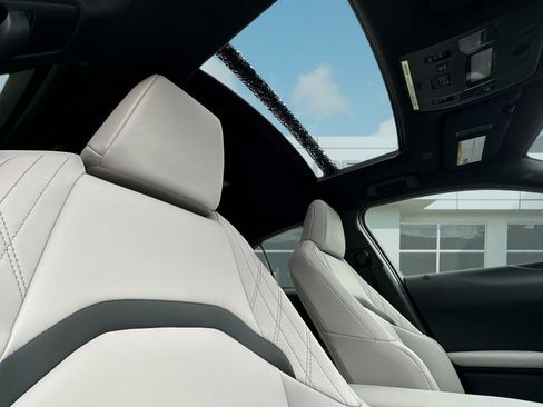 New 2025 Lexus UX 300h FWD image 13