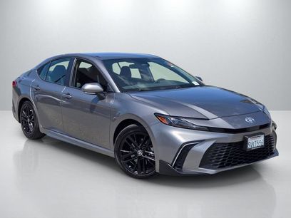 Used 2025 Toyota Camry SE w/ Multimedia Upgrade Package