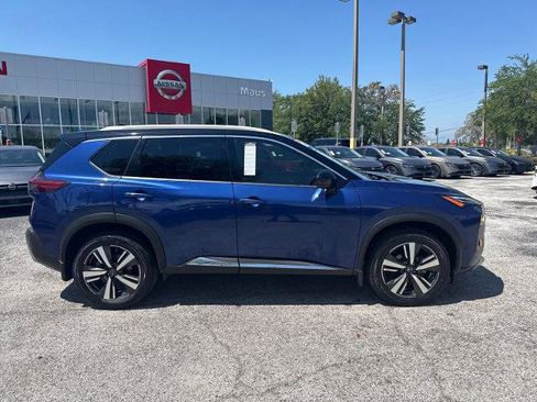 Certified 2023 Nissan Rogue Platinum FWD image 4