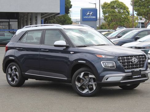 New 2026 Hyundai Venue SEL FWD image 1