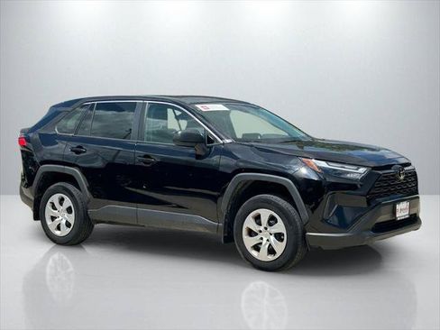 Certified 2023 Toyota RAV4 LE FWD image 4