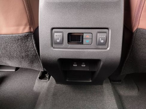 New 2026 Mitsubishi Outlander SEL image 29