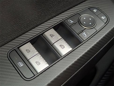 New 2025 Mitsubishi Outlander ES image 23