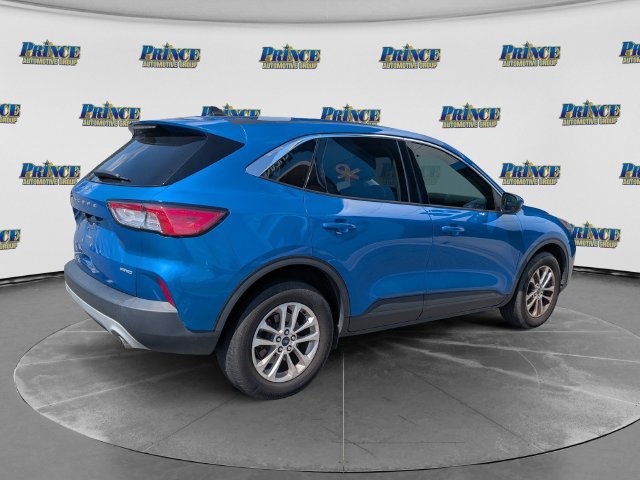 Used 2021 Ford Escape SE w/ Cold Weather Package AWD/4WD image 3