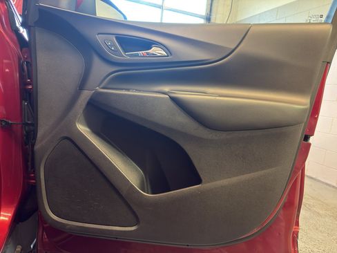 Used 2019 Chevrolet Equinox LT image 21