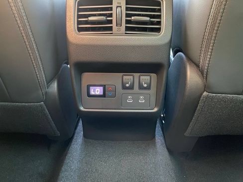 New 2026 Nissan Rogue Platinum w/ Platinum Premium Package AWD/4WD image 25