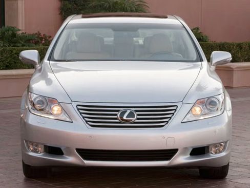 Used 2010 Lexus LS 460 L AWD/4WD image 5