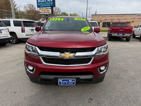 Used 2018 Chevrolet Colorado LT w/ LT Convenience Package AWD/4WD image 3