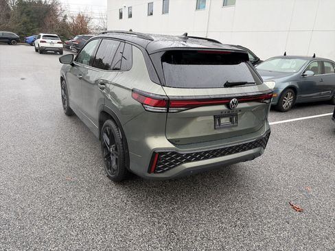 New 2026 Volkswagen Tiguan SE R-Line image 7