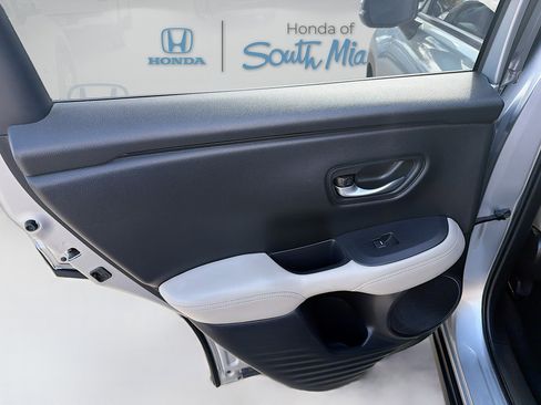 Certified 2024 Honda HR-V LX image 24