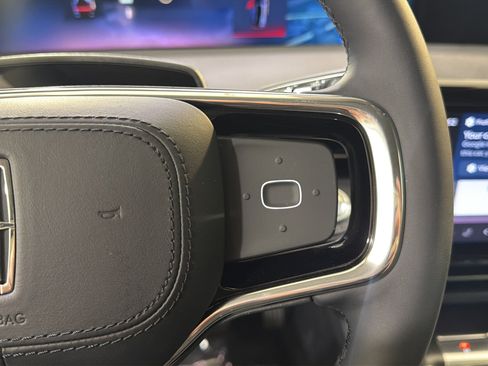 New 2026 Lincoln Nautilus Premier AWD/4WD image 22