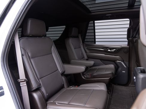 Used 2023 GMC Yukon Denali w/ Denali Reserve Package AWD/4WD image 28