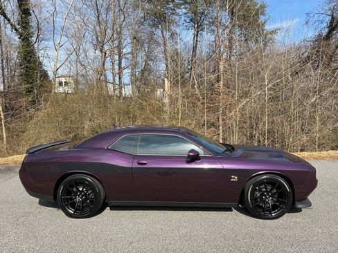 Used 2021 Dodge Challenger R/T Scat Pack image 5