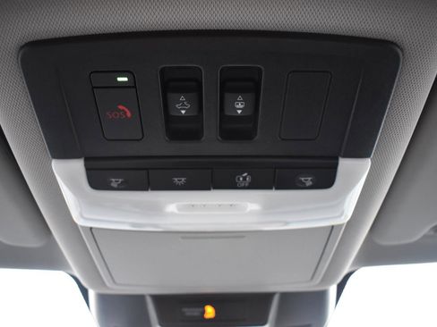 Certified 2023 Nissan Rogue SL w/ SL Premium Package image 40