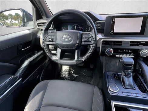 Used 2025 Toyota Tacoma SR5 RWD image 7