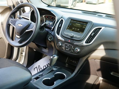 Used 2019 Chevrolet Equinox LT image 21