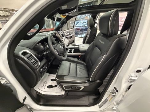 Used 2025 RAM 1500 Laramie w/ Night Edition image 65