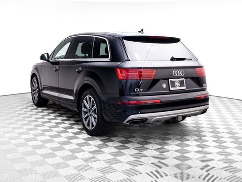 Used 2017 Audi Q7 3.0T Prestige w/ Prestige Package image 3