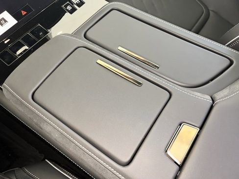 New 2026 INFINITI QX80 Autograph image 16