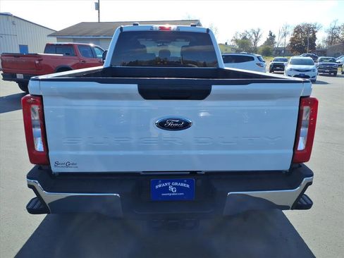 Used 2024 Ford F350 XLT image 5