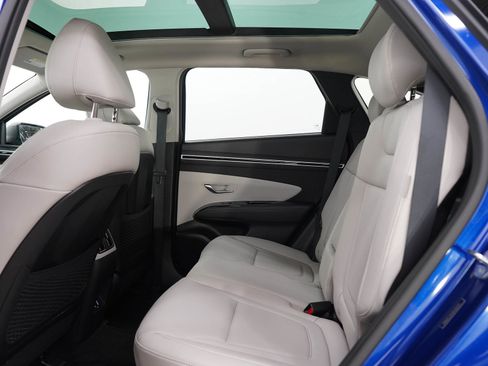 Certified 2024 Hyundai Tucson Limited AWD/4WD image 15