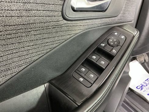 Used 2021 Nissan Rogue SV FWD image 16