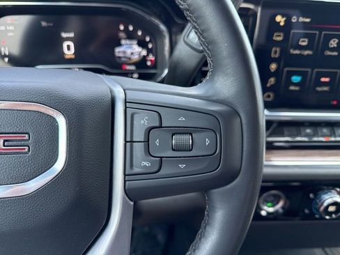 Used 2024 GMC Sierra 1500 Elevation image 16