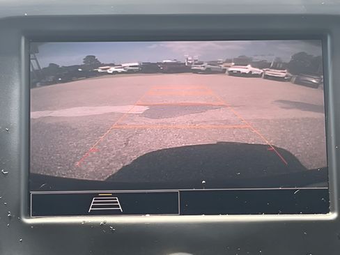 Used 2022 Chevrolet Equinox LT FWD image 27