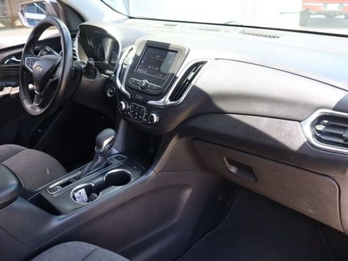 Used 2024 Chevrolet Equinox LT AWD/4WD image 36