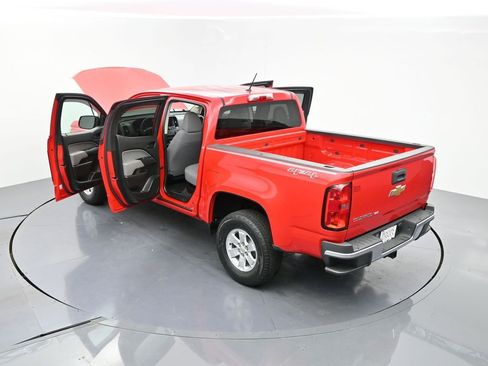 Used 2020 Chevrolet Colorado W/T w/ WT Convenience Package AWD/4WD image 24